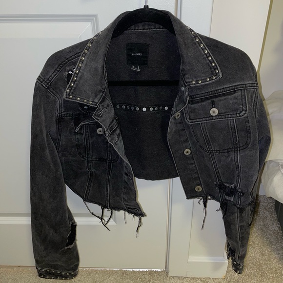 Forever 21 Jackets & Blazers - 3/$15 Forever 21 Black Cropped Jean Jacket